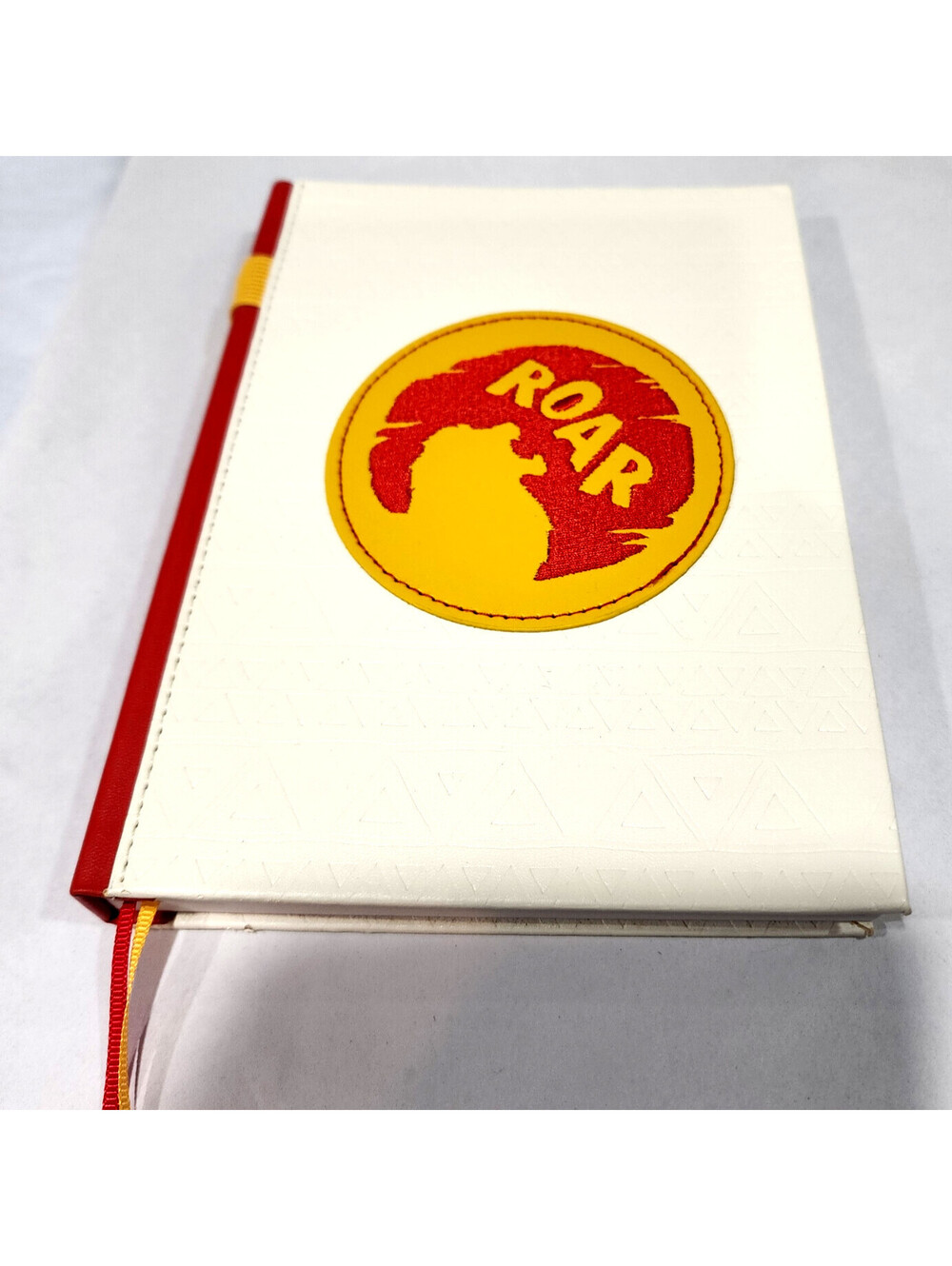 Disney Store The Lion King Simba Roar Hardcover Journal Notebook Chenille Patch